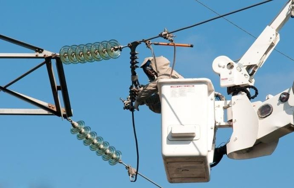 Ir para  <p>O n&uacute;mero de clientes sem energia el&eacute;trica no Rio Grande do Sul <strong><a...